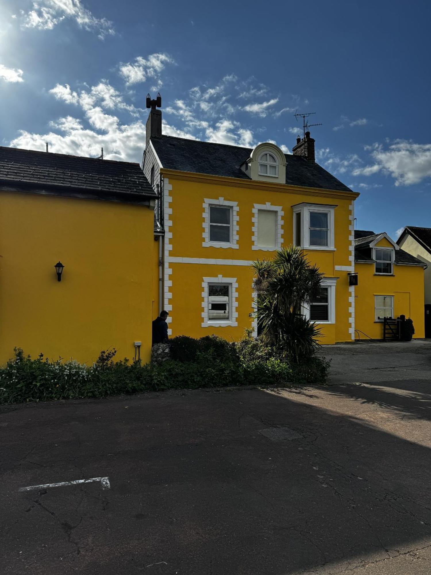 Watermead House Hotel Chard Exterior photo