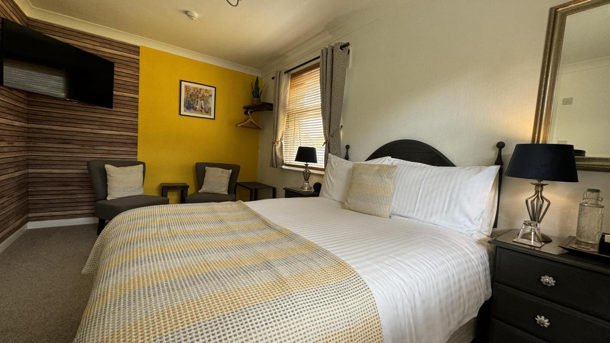 Watermead House Hotel Chard Room photo